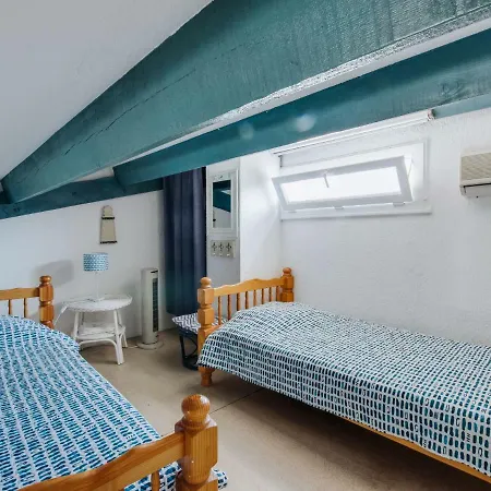 Prázdninový dům Holiday Home Les Maisons Du Cap